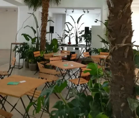 Entretien d’espaces végétalisés pour un événement d’entreprise à Paris